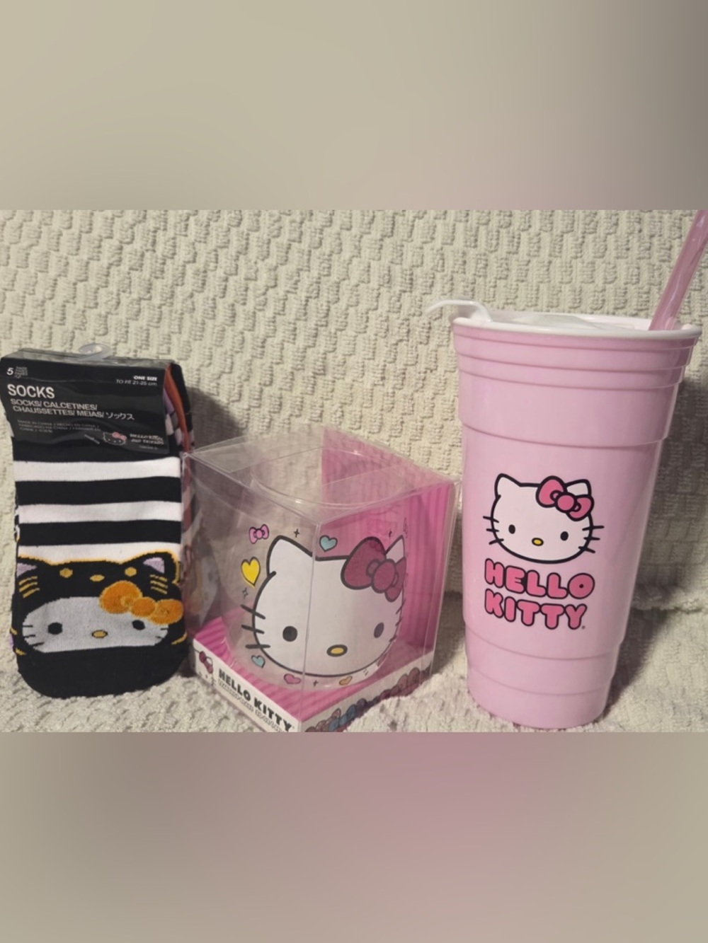 Hello Kitty Pink Drink Tumbler, Mug & Character Socks Set